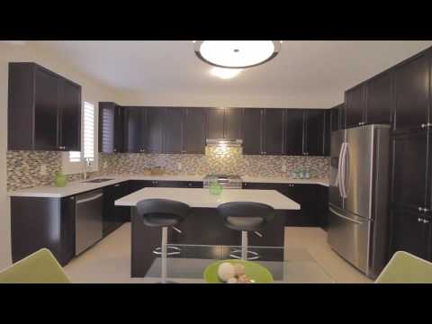 7 Blackstone River Drive, Brampton