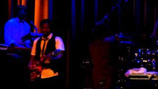 Anthony Hamilton - Float (live)