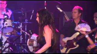 Axe, ( The Power), Cecilia Noël