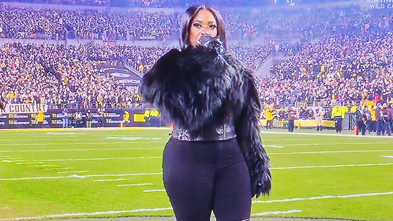 NORELLE SIMPSON: NATIONAL ANTHEM: HOUSTON TEXANS VS. PITTSBURGH STEELERS: NFL ESPN MNF WILD CARD