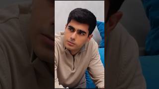 —Բա կարծու՞մ ես մենակ պապդ էր ջահել ժամանակ կողքս պտտվում😆