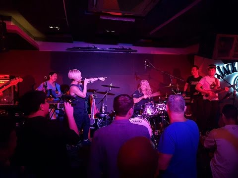 Shirlyn & The UnXpected Feat. Mr Mikkey Dee (Scorpions/Motörhead) - Rock You Like A Hurricane