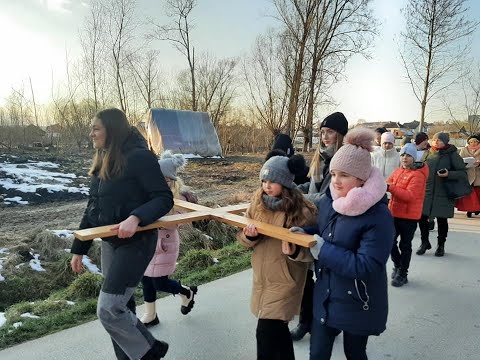 Droga Krzyżowa w parafii Złota - 03.04.2022 r.