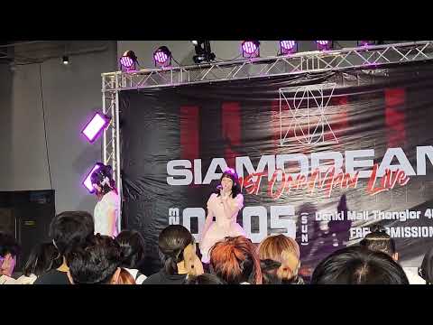 Mihoshi & Misaka SiamDream : First Love @ Siamdream Last One Man live - Donki Mall【4K 60FPS】