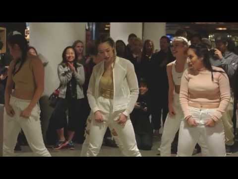 download lagu mp3 mp4 Cruw, download lagu Cruw gratis, unduh video klip Cruw