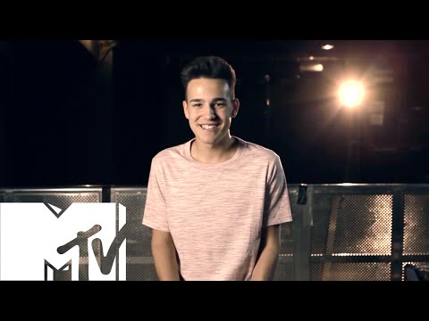 Jacob Whitesides' 17 Things He's Bringing Home From Tour | MTV Music