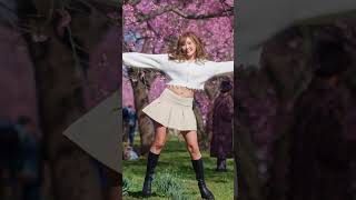 Kazue これ海外で流行ってる曲やって???