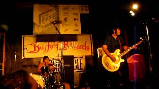 Girl In A Coma Si Una Vez