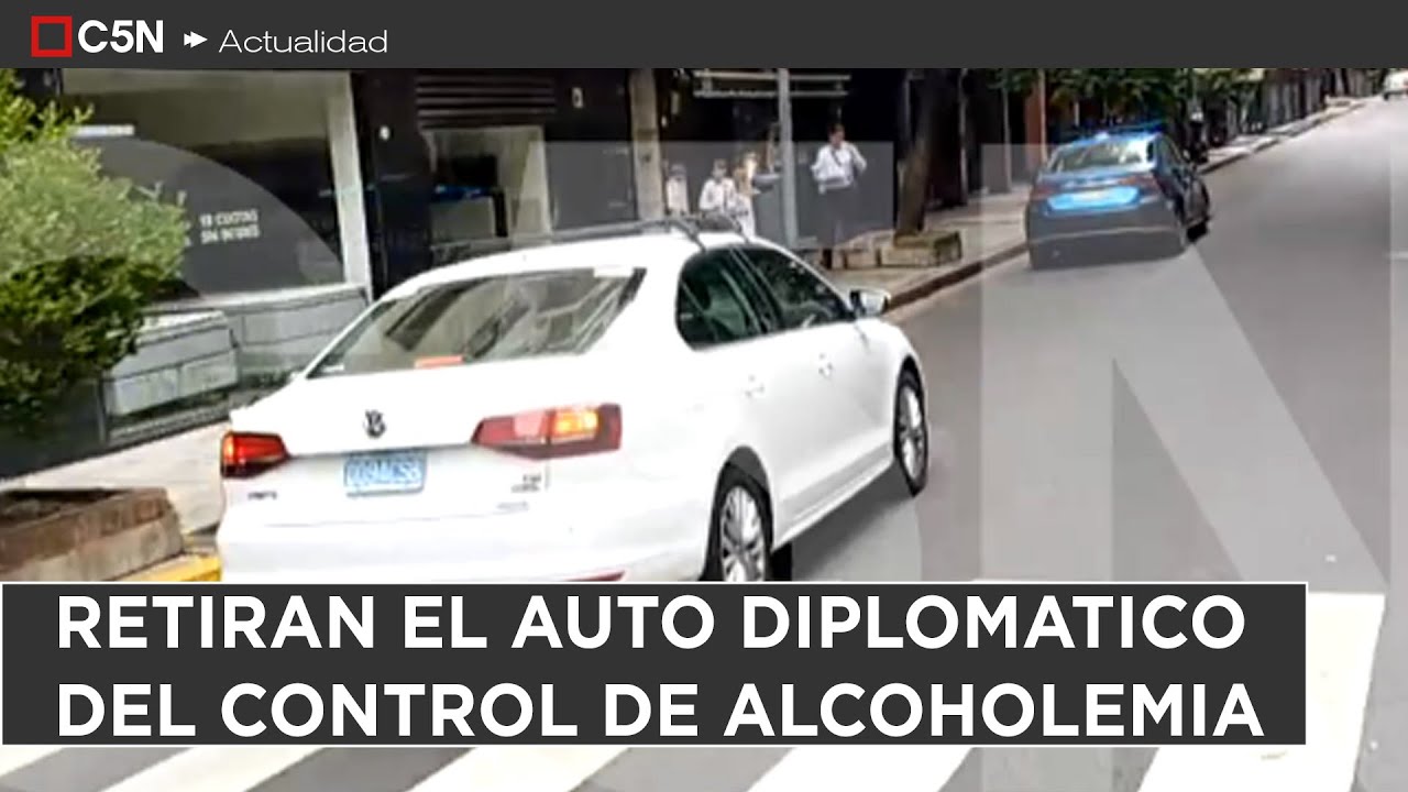 RETIRAN el AUTO DIPLOMATICO del CONTROL de ALCOHOLEMIA
