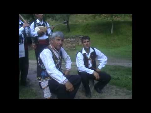 Macedonian Folk Group "MEGDAN" Kocani - Oj, Nevesto Crna Oko (3)
