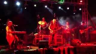 Johnny Cat &amp; The Poor Dogs - Crossroads (Clapton Cover)