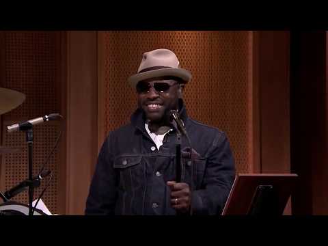 Craig Robinson Leads a Tonight Show Singalong