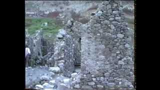 preview picture of video 'Fabbriche di Careggine, paese Fantasma nel Lago di Vagli (1994)'