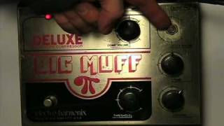 Video thumbnail for Big Muff Deluxe Compressor Distorter by Electro Harmonix by biggiesauctions