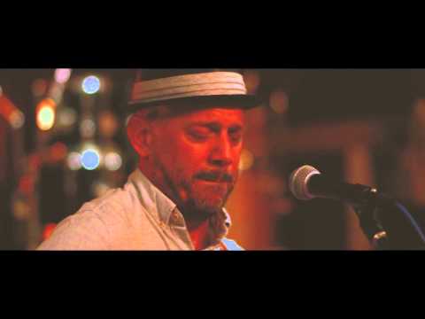 Louque "Walks In A Bar" live in Boston at The Lily Pad.