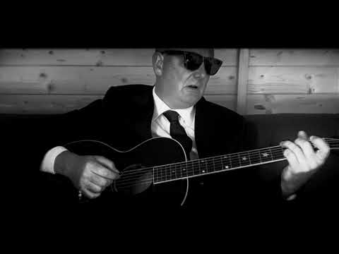 Shes A Mystery To me   The Phil Ball Band