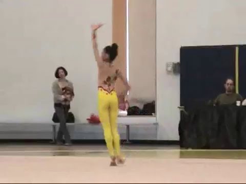 11-year-old Elena Shinohara Freehands at 2011 US Region 4 Rhythmic Gymnastics 新体操小学生 