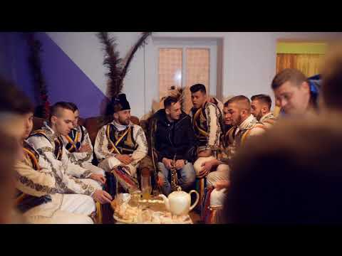 [11] Calusarii din Bosorod - ambele cete colinda gazda (25 decembrie 2017)