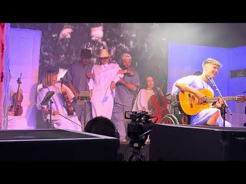 Ren x Chinchilla “Chalk Outlines” (Secret Garden Party 2024)