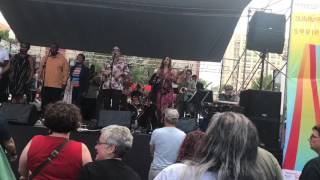 Poi Dog Pondering The Chain