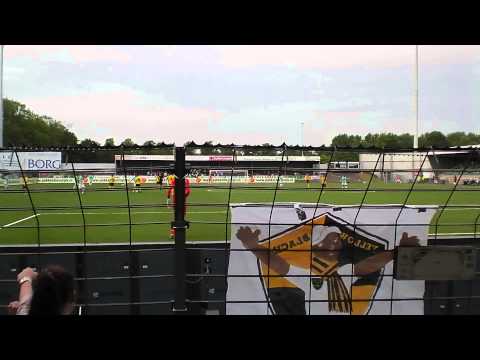 7-9-13 Dordrecht - VVV-Venlo - Yellow Black Fanatics - Venlo Song
