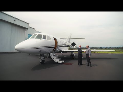 Fred George flies a classic Falcon 20