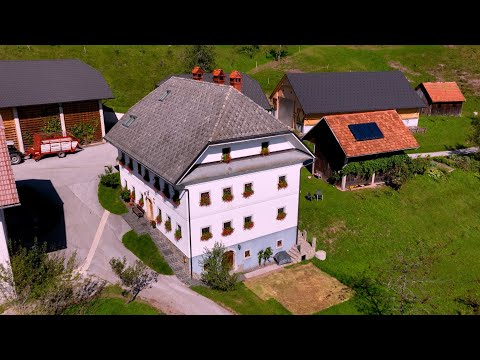 Ambienti TV Show - Domačija, ki je bila pred 50 leti snemalna lokacija filma Cvetje v jeseni