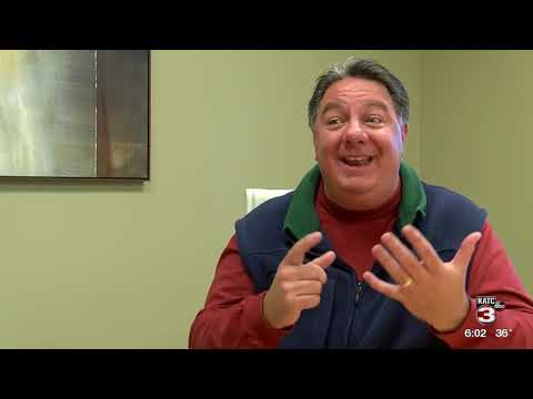 Secretary of State defends appearance at Republican rally