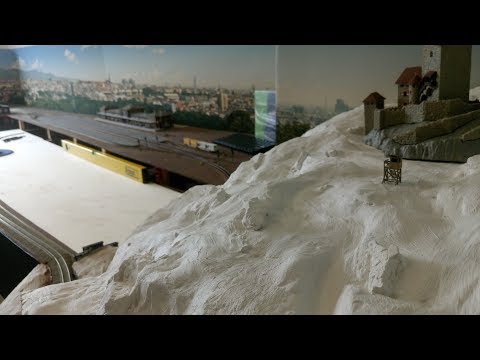 B5 Ein Berg im Bau, Felsen setzen und Gipsen