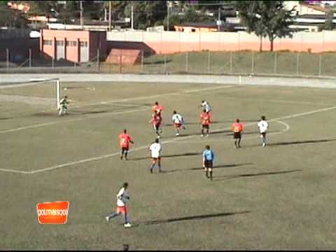 Hugo Ribeiro da Cruz - Meia atacante - 24.03.1993 ecus