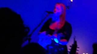 Odd-Julia Nunes London 20/01/13