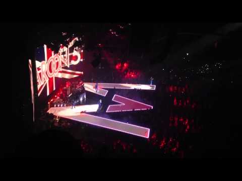 Maroon 5,Neon Trees,Owl City 17