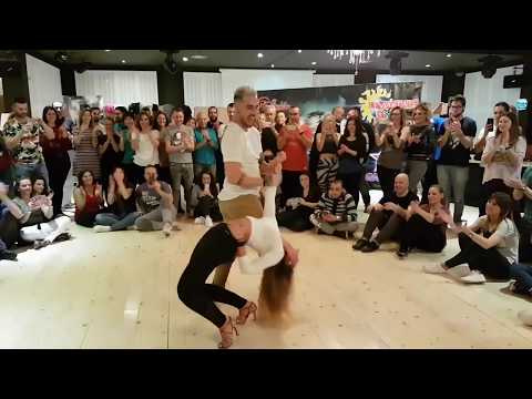 Daniel y Desiree Luis fonsi   Despacito