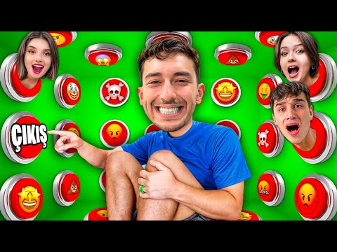 100 MYSTERIOUS BUTTONS BUT ONLY 1 IS THE EXIT?!! | Ahmet Can Dündar | Feride Özdinç | Sıla Dündar