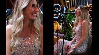 Victoria July live singer
