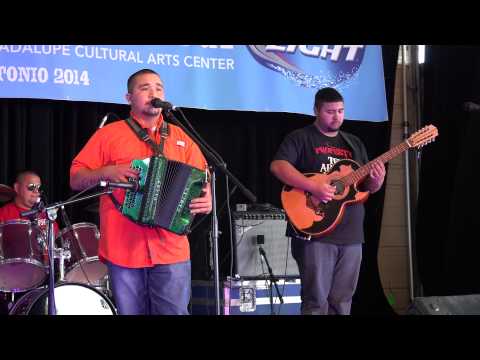 Randy Garcia y Conjunto Estrella - Sony 4k Ultra HD
