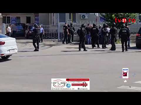 Interventie a mascatilor la Campia Turzii