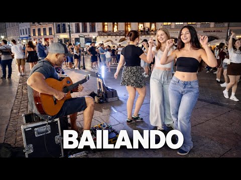 These Girls Start Dancing When I Play BAILANDO🔥| Enrique Iglesias Cover