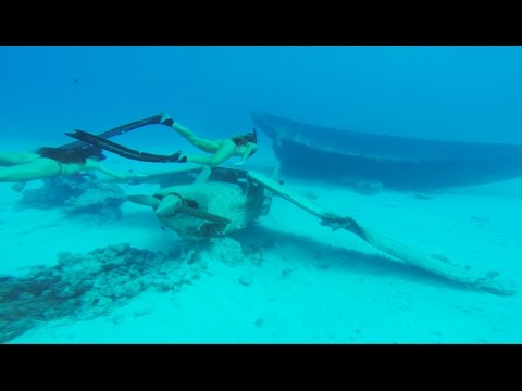 KALOEA Girls - Freediving a Plane Wreck in Tahiti (HD)