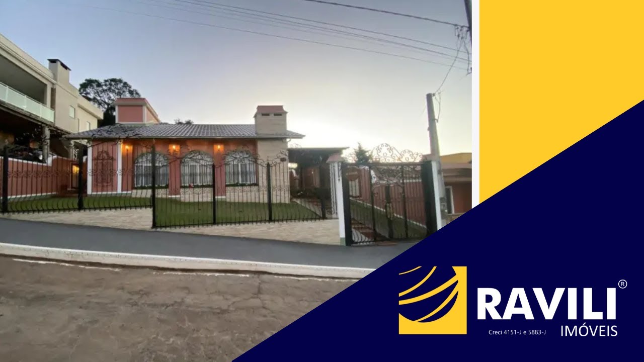 Casa Neocolonial Disponível para Venda!