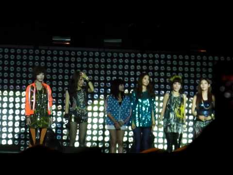 [Fancam] 120208 Music Bank Paris Bercy - T-ara 티아라 full performance, Lovey-Dovey etc.