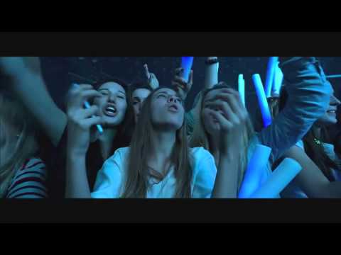 Dimitri Vegas & Like Mike & Steve Aoki -We Are Legend (Bringing The World The Madness 2015 )