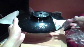 Video thumbnail for Acer 21.5" HD Monitor Unboxing and Power Up by pokeeto2
