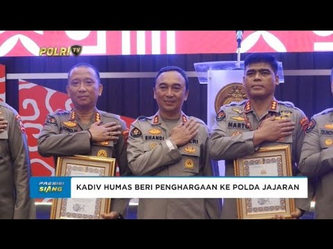 KADIV HUMAS POLRI BERIKAN PENGHARGAAN KE POLDA JAJARAN