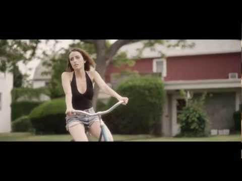 Peaking Lights - Dreambeat [OFFICIAL VIDEO]