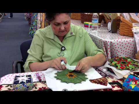 download lagu mp3 mp4 Plum Easy Folded Star, download lagu Plum Easy Folded Star gratis, unduh video klip Plum Easy Folded Star