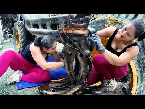 TIMELAPSE: The Genius Girl Repairs and Maintains The Crane & Broken Wooden Trucks