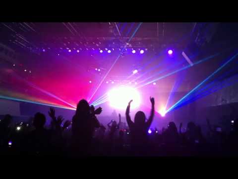 Thomas Gold Intro at Roseland Ballroom