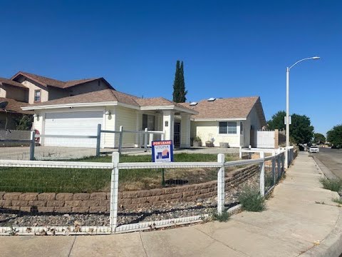 Lancaster 3 bedroom available now! property video