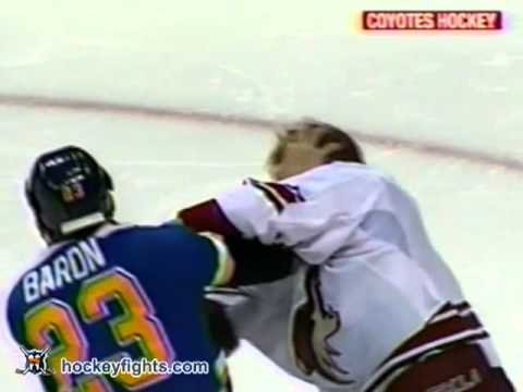 Chris Gratton vs Murray Baron